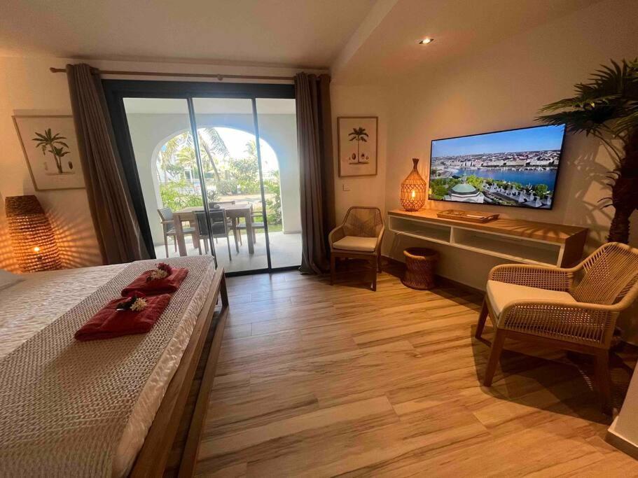 Orient Bay Studio -Alamanda Front De Mer Экстерьер фото